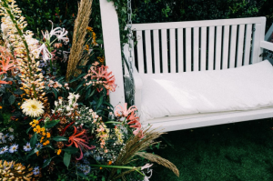 garden bench in white
